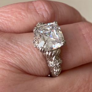 Judith Ripka Diamonique Ring